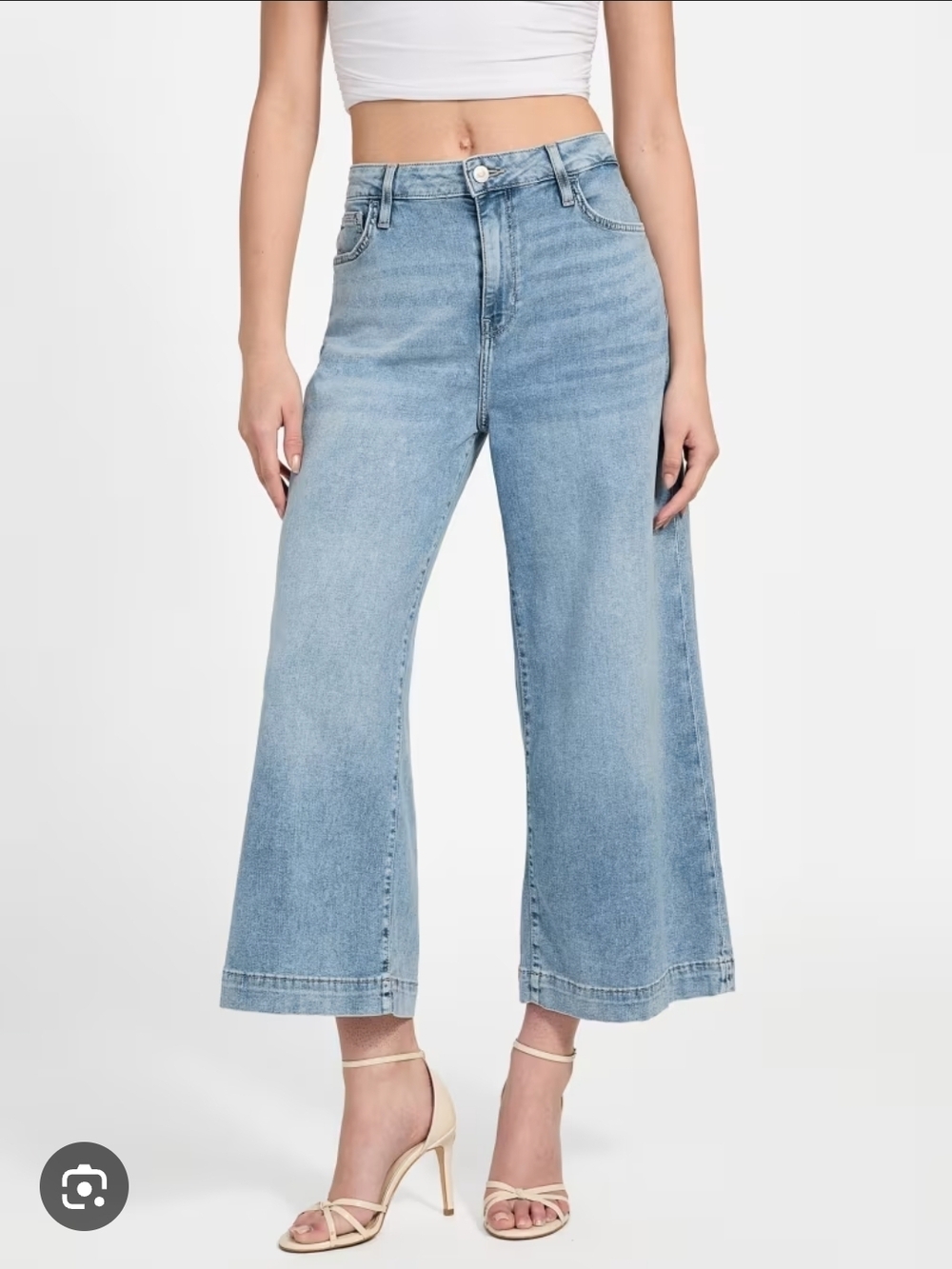 Guess Eco Bellflower Cropped Wide Leg Jeans Pants Size 29.  High Rise